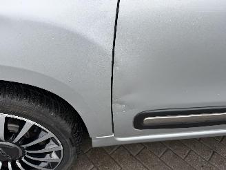 Fiat 500L 1.6 LOUNGE 7PL picture 11