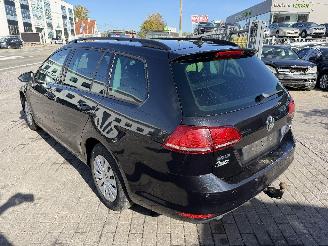 Volkswagen Golf 1.6 TDI AUTOMAT picture 11