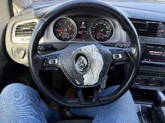Volkswagen Golf 1.6 TDI AUTOMAT picture 20