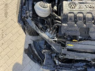 Volkswagen Golf 1.6 TDI AUTOMAT picture 12