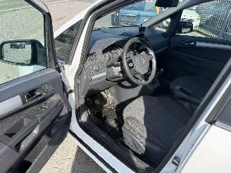 Opel Zafira 1.7 CDTI / 2-SEAT picture 12