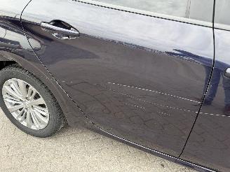 Peugeot 208 1.2 STYLE picture 10