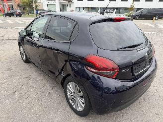 Peugeot 208 1.2 STYLE picture 5
