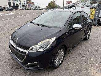 Peugeot 208 1.2 STYLE picture 7