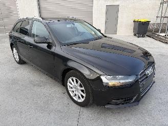 Avarii autoturisme Audi A4 Avant 2.0 TDI 2012/10