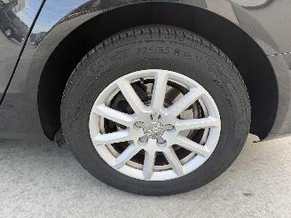 Audi A4 Avant 2.0 TDI picture 14