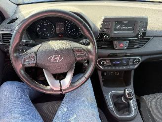 Hyundai I-30 1.0 T-GDI picture 6