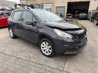 Peugeot 2008 1.2 ACCESS picture 2