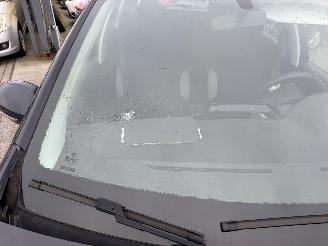 Peugeot 2008 1.2 ACCESS picture 16