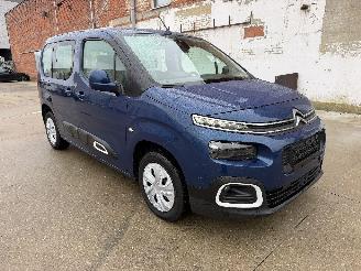 Citroën Berlingo 1.2I FEEL picture 3
