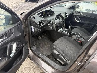 Peugeot 308 1.2 ACTIVE picture 14