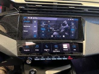 Peugeot 308 PLUGIN/ALLURE picture 17