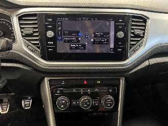 Volkswagen T-Roc  picture 17