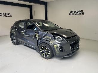 krockskadad bil auto Ford Puma TITANIUM/AUTOMAAT 2022/2