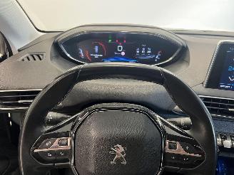 Peugeot 5008 ALLURE/ PANORAMA picture 14