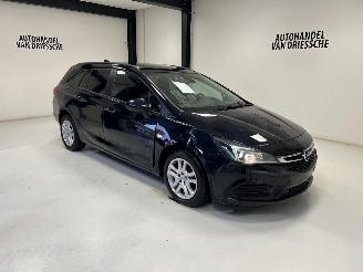 Schadeauto Opel Astra  2018/5