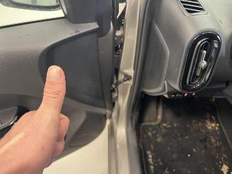 Kia Picanto  picture 13