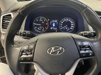 Hyundai Tucson PANORAMA picture 14