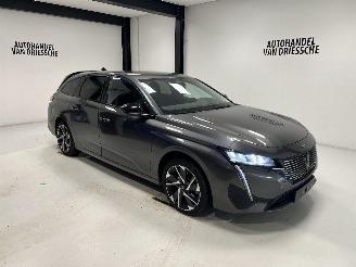 skadebil auto Peugeot 308 ALLURE 2023/3