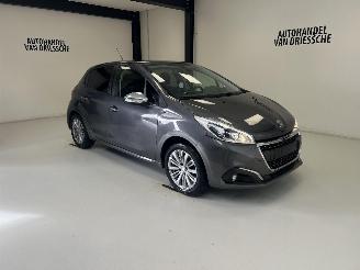 Auto incidentate Peugeot 208 SIGNATURE 2019/5