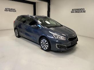 Schadeauto Kia Cee d  2018/3