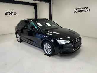 Schadeauto Audi A3 S-TRONIC/PANORAMA 2017/3