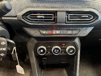 Dacia Sandero  picture 16