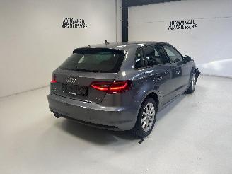 Audi A3 S-TRONIC picture 4