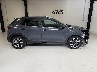 Voiture accidenté Kia Stonic GT LINE 2021/6