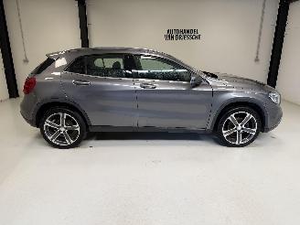 krockskadad bil auto Mercedes GLA URBAN 2016/1