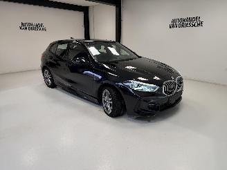 BMW 1-serie M-PACK picture 2