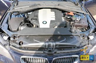 BMW 5-serie E60 520D picture 9