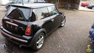 Mini One R50 1.6 picture 2