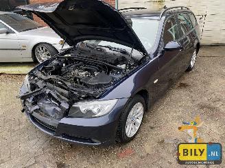 Vrakbiler auto BMW 3-serie 318i 2007/2