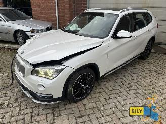 Schadeauto BMW X1 X1 X20D A 2014/1