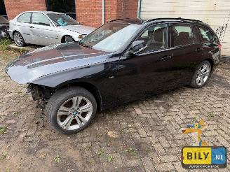 Coche siniestrado BMW 3-serie F31 320XD N47D20C Black sapphire metallic 2013/1