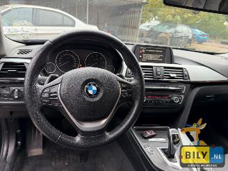 BMW 3-serie F31 320XD N47D20C Black sapphire metallic picture 24
