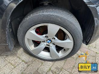 BMW 5-serie E60 525D M57N black-sapphire metallic (475) picture 21