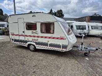 occasione autovettura Beyerland Polo sprinter 390 2004/1