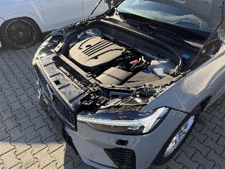 Volvo Xc-60 T6 ultra dark awd / Panorama/ Luchtvering picture 19