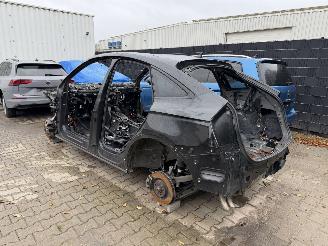 Audi Q5 40 TDI Quattro ALLEEN VOOR ONDERDELEN picture 4