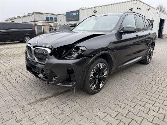 Vaurioauto  passenger cars BMW iX3 M-Sport / Panorama/ Impressive 2023/11