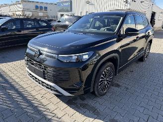 Damaged car Volkswagen Tayron 1.5 eTSI 110 kW Life 2025/8