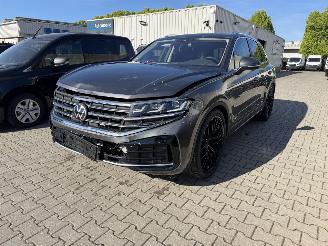 skadebil auto Volkswagen Touareg 3.0 Tdi Elegance 2025/9