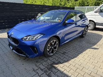 krockskadad bil auto BMW 1-serie M-Sport 2025/12