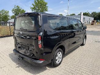 Ford Tourneo Custom Bus 320 L2 9-persoons Navi / Camera picture 4
