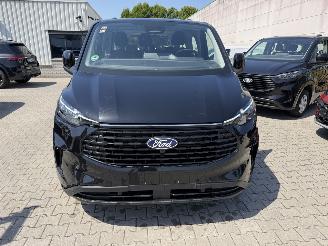 Ford Tourneo Custom 9 persoons L2 picture 2