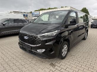 Voiture accidenté Ford Tourneo Custom L2 9-persoons 2025/4