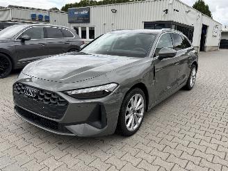 krockskadad bil auto Audi A5 Avant 150 KW TDI / mild Hybride 2026/3