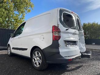 Ford Courier 1.5 TDCI picture 12